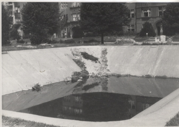 Original Foto Berlin Wilmersdorf, Rüdesheimer Platz, um 1946, ca. 12 x 17 cm