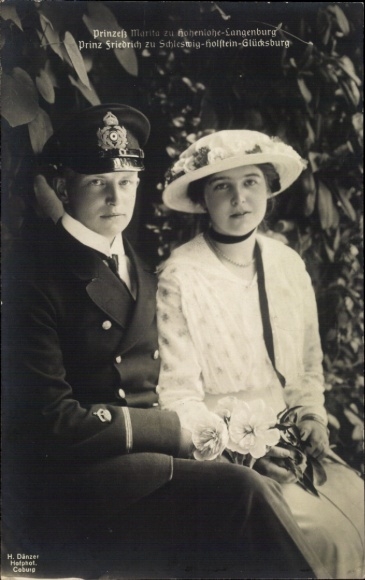 Ak Prinzessin Marita zu Hohenlohe Langenburg, Prinz Friedrich zu Schleswig Holstein Glücksburg