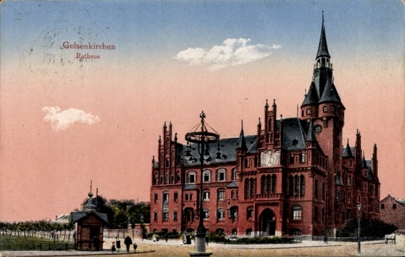 Postcard Gelsenkirchen in the Ruhr area, town hall, street lamp