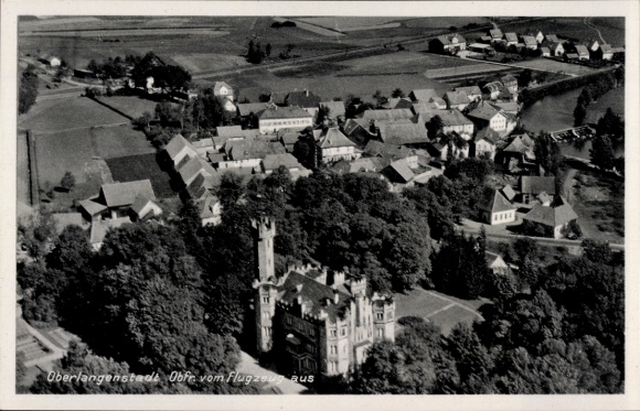 Ak Oberlangenstadt Küps im Frankenwald Bayern, Fliegeraufnahme, Panorama vom Ort