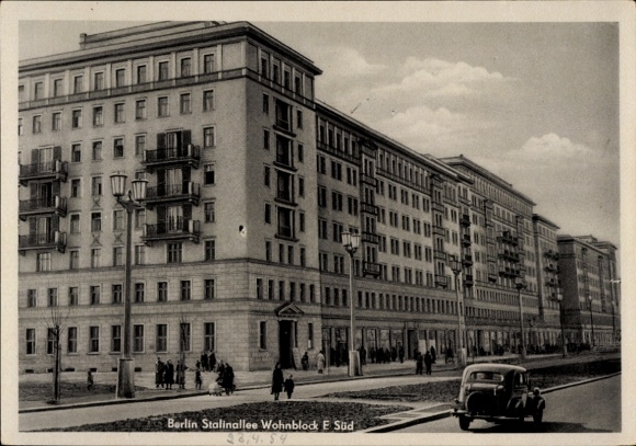 KP Berlin Friedrichshain, Stalinallee Residential Block E South, Wprowadź pokój do domów, Pieck