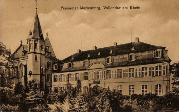 KP Vallendar am Rhein, Pensionat Marienburg, budynek z ogrodem