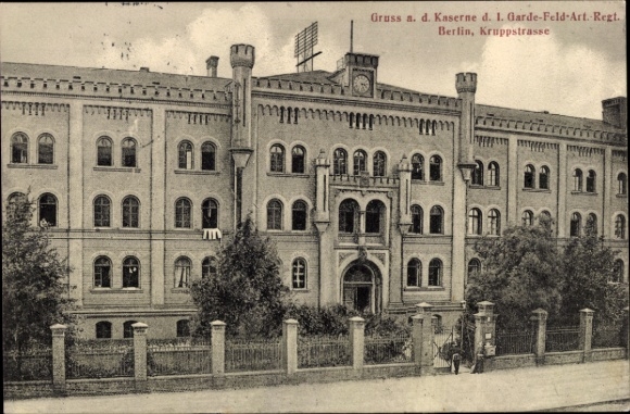 Ak Berlin Tiergarten Moabit, Kaserne des I. Garde-Feldartillerie-Regiments, Kruppstraße