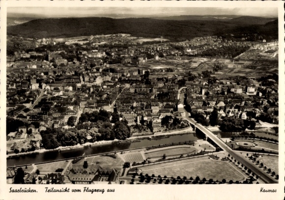 Ak Saarbrücken im Saarland, Fliegeraufnahme