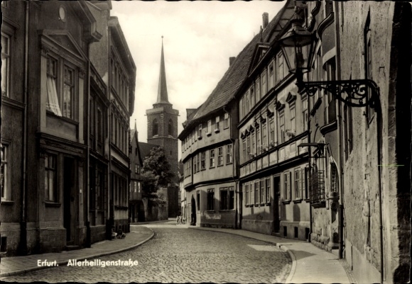Postcard Erfurt in Thuringia, Allerheiligenstraße, architecture, street view, church in the background