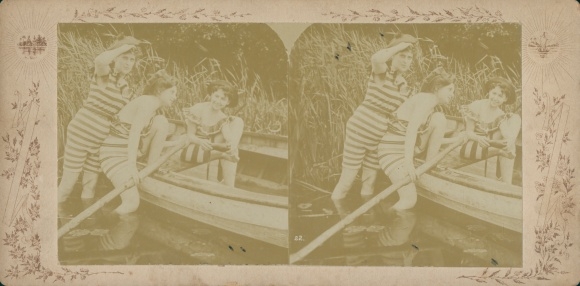 Stereo Foto Bootsfahrt, um 1870, Drei Frauen, Bademode