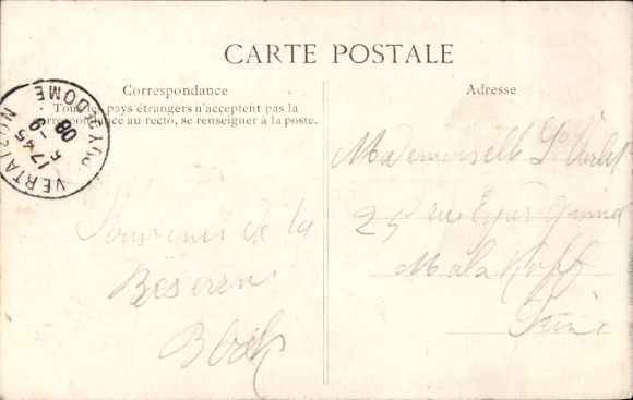 Postcard Auvergne, dancers in traditional costumes