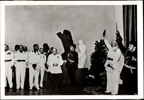 Photo H. Hoffmann, Opening of the 3rd Quadennial Exhibition of Italian Art by Mussolini in Rome