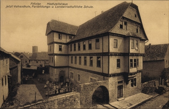 Postcard Fritzlar in the Schwalm Eder district, wedding house, adult education center, agricultural school