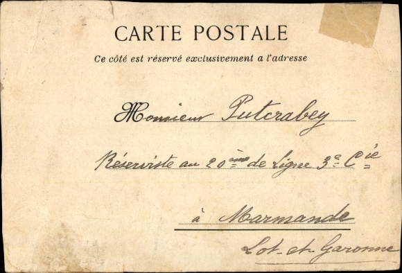 Artist PC French soldiers at issue of the uniforms
