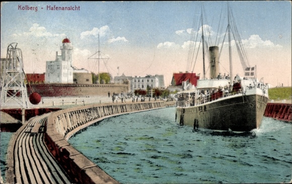 Postcard Kołobrzeg Kolberg Pomerania, harbor view, lighthouse, steamer