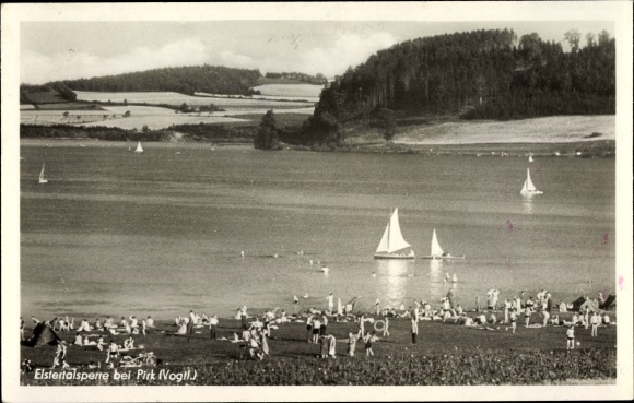 Postcard Pirk Oelsnitz Vogtland, Elstertalsperre, bathing and sailing party