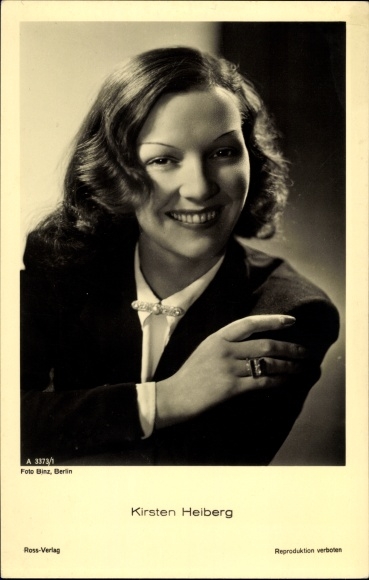 Postcard actress Kirsten Heiberg, portrait, Ross 3373/1