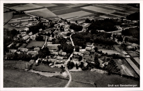 Ak Gandesbergen in Nedersaksen, luchtfoto van velden, weilanden, huizen