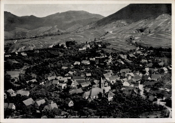 Ak Eisental Bühl in Baden Schwarzwald, Weinort  Landschaft, Weinberge, Häuser, Flugzeugaufnahme
