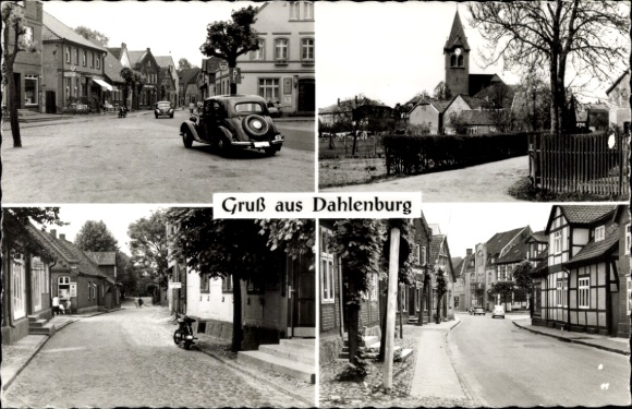 Ak Dahlenburg op de Lüneburger Heide, auto's, kerk, vakwerkhuis