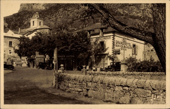 Postcard Sainte Enimie Lozère, Gorges du Tarn, Grand Hotel de la Malene, church