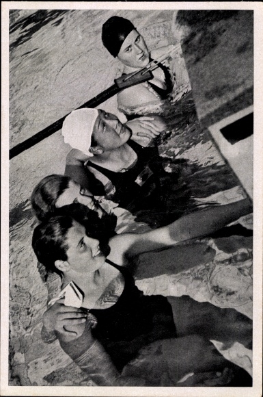 Collection picture Olympia 1936, swimmers, winner H. Maehata