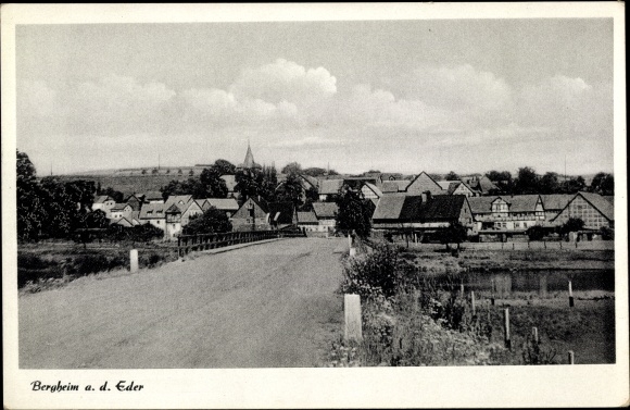 Postcard Bergheim an der Eder Hesse, general view, street
