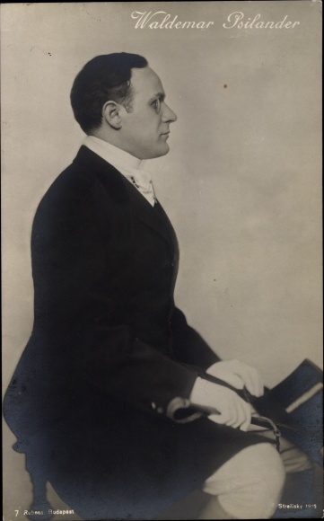 KP Aktor Valdemar Psilander, widok z profilu, kapelusz