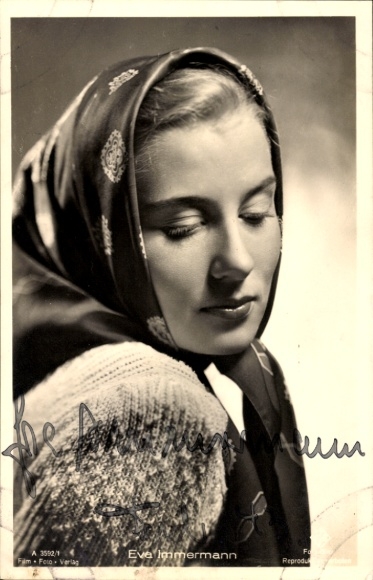 Postcard actress Eva Immermann, portrait, headscarf, autograph