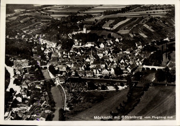 Ak Möckmühl in Württemberg, Götzenburg, Luftaufnahme