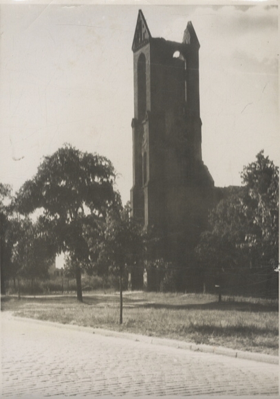 Original photo Berlin Reinickendorf, Benediction Church, around 1946, approx. 12 x 17 cm