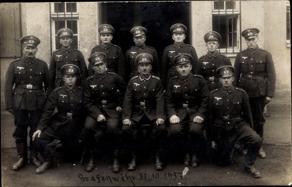 Foto Ak Grafenwöhr in Bayern, Wehrmacht-Soldaten, Gruppenbild