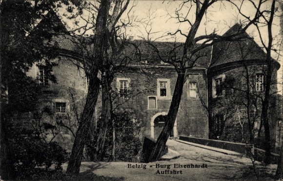 Ak Bad Belzig in Brandenburg, kasteel Eisenhardt, oprit