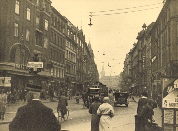 Photo København Copenhagen Denmark, street scene, shops, tram