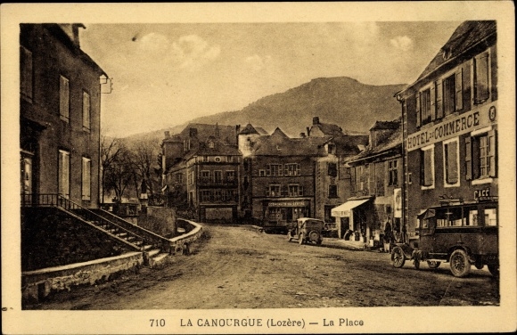 Postcard La Canourgue Lozère, La Place, Hotel du Commerce, Straßenansicht