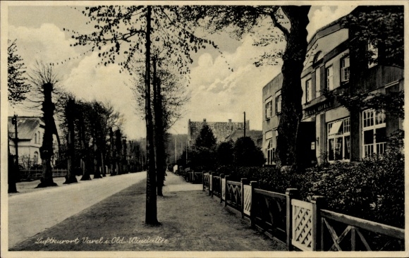 Postcard Varel am Jadebusen, Windallee with the Allee Hotel