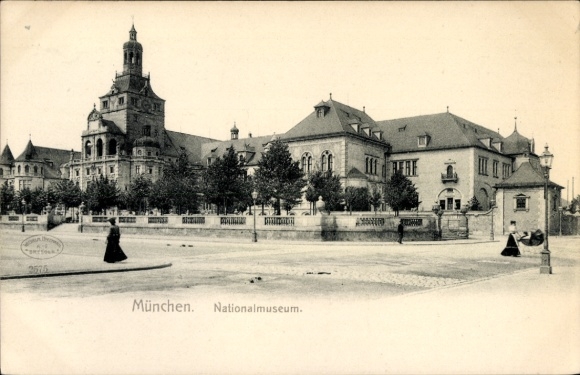 Postcard Munich, National Museum