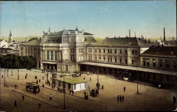 Postcard Brno Brünn South Moravia, main train station, tram