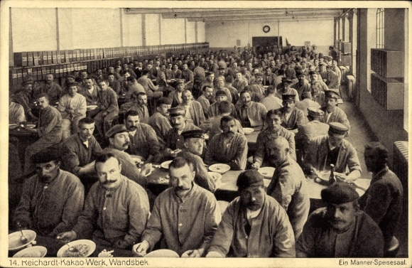 Postcard Hamburg Wandsbek, Reichardt Kakao Werk, men's dining room, workers