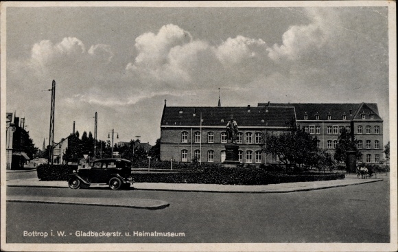 Postcard Bottrop in the Ruhr area, Gladbecker Strasse, local history museum, memorial