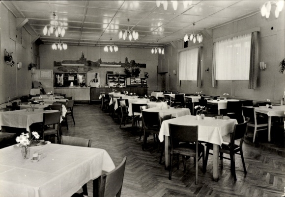 Postcard Seebad Binz on Rügen, dining room in the convalescent home, tables set, windows with curtains, ...