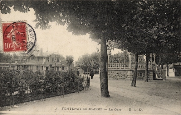 Postcard Fontenay sous Bois Val de Marne, La Gare