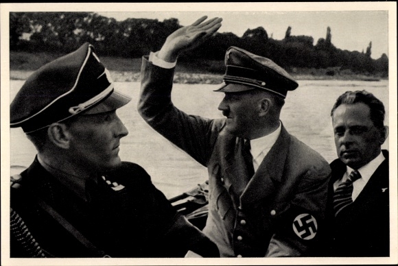 Collective picture Germany awakens 182 Hitler, Heinrich Hoffmann, Godesberg Rhine, SS main group leaders