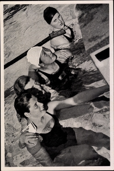 Collection picture Olympia 1936, swimmers, winner H. Maehata