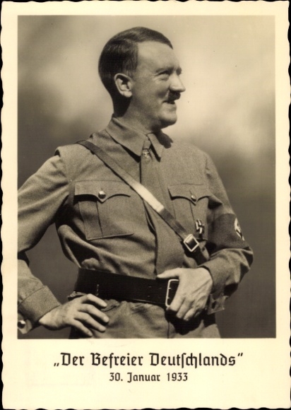 KP Führer i kanclerz Rzeszy Adolf Hitler w mundurze partyjnym, portret stojący, wyzwoliciel Niemiec