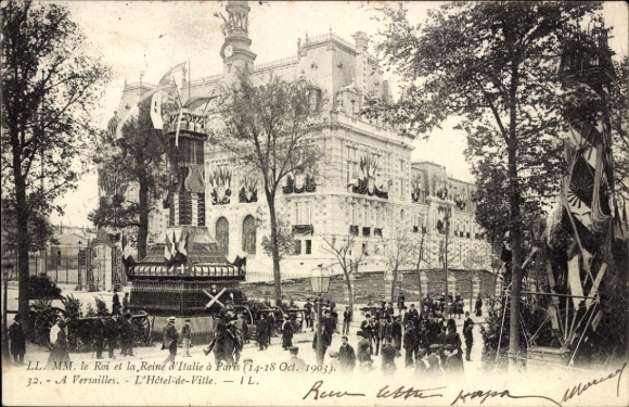 KP Versailles Yvelines, król i królowa Włoch w Paryżu, Hôtel de Ville