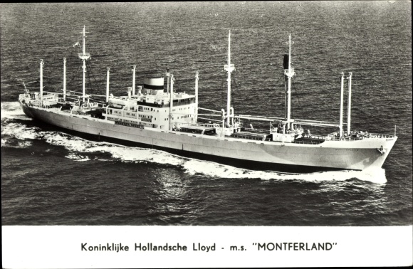 Ansichtkaart stoomboot MS Montferland, Koninklijke Nederlandse Lloyd, KHL, vrachtschip
