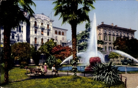 KP Lugano Canton Ticino Szwajcaria, fontanna, palmy, Banco di Roma, krajobraz parku