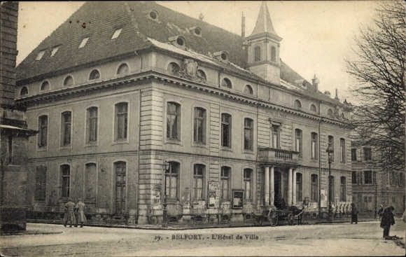 Postcard Belfort Beffert Beffort Territoire de Belfort, L'Hôtel de Ville, architecture, street view,