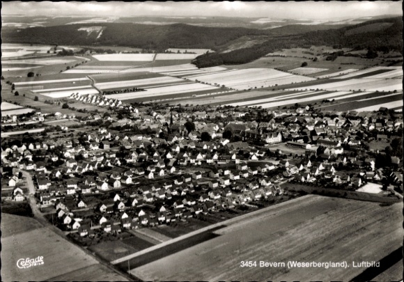 Ak Bevern Weserbergland, Totalansicht, Fliegeraufnahme