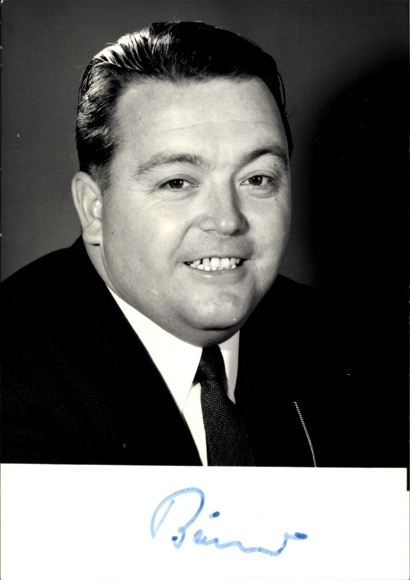 foto politicus Holger Börner, premier van Hessen, handtekening