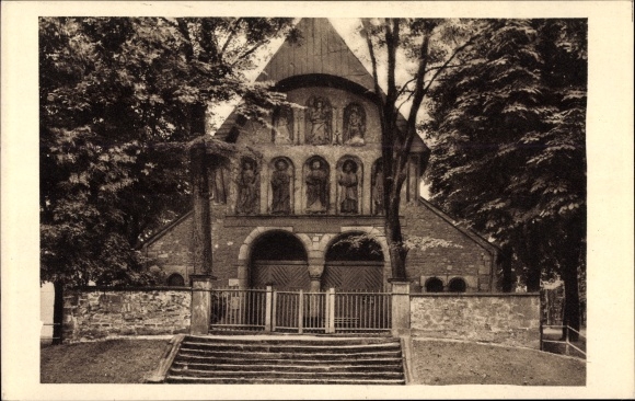 Postcard Goslar am Harz, old guild hall