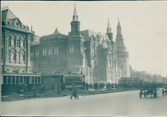 Photo Moscow Russia, Historical Museum, Lenin Museum, Kremlin Tower, trams