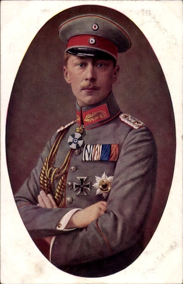 Postcard Crown Prince Wilhelm of Prussia, portrait in uniform, Iron Cross